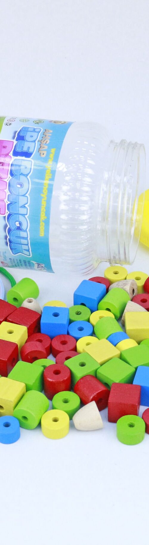 İpe Boncuk Dizme (90 Parça) Ahşap